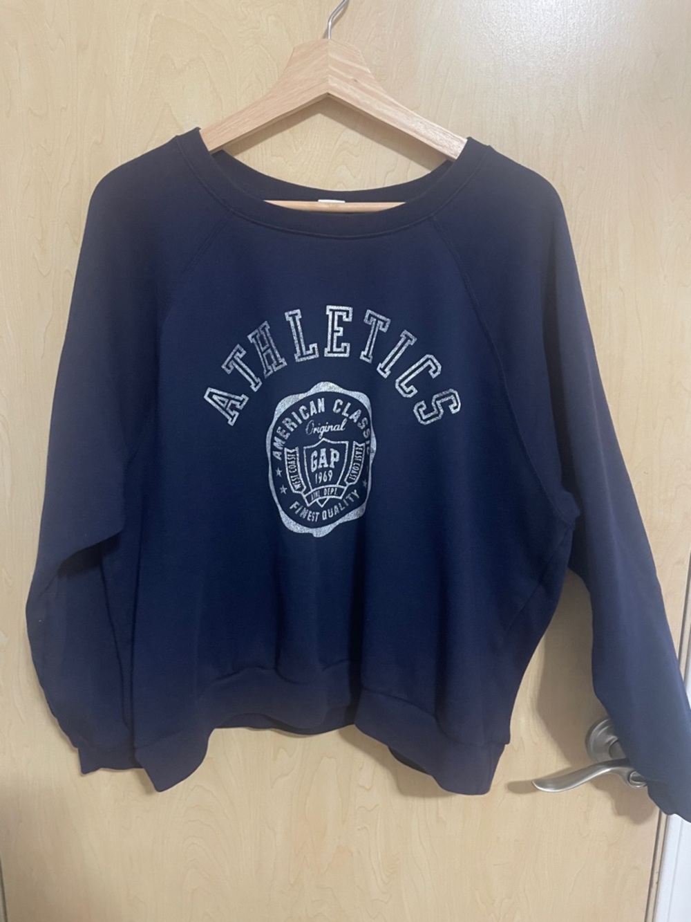 GAP Navy Crewneck Women’s Sweatshirt with ATHLETICS Graphic XL
